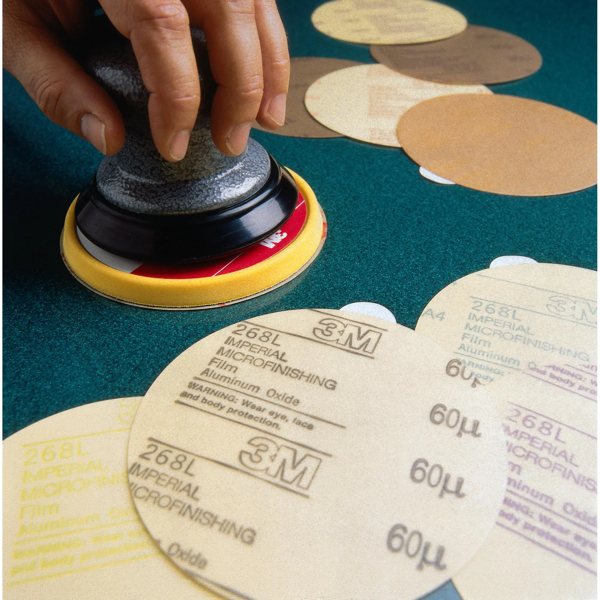 3M Hookit Microfinishing Film Disc 268L, 100 Mic 3MIL, Type D, 6 in xNH